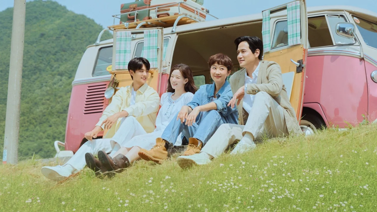 Tựa Như Tình Đầu - Love, Take Two (2025) Tựa Như Tình Đầu - Love, Take Two (2025)